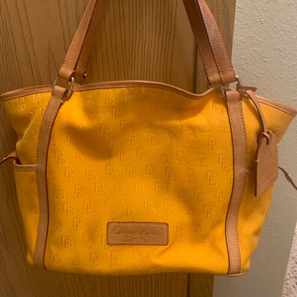Dooney & Bourke Orange purse